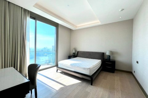 Кондоминиум с 2 спальнями в Кхлонг Сане, Бангкок, Таиланд № 132235 - фото 2