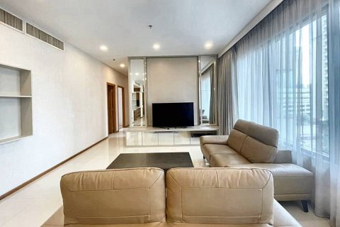 Кондоминиум с 3 спальнями в Бангкоке, Таиланд № 86666 - фото 3