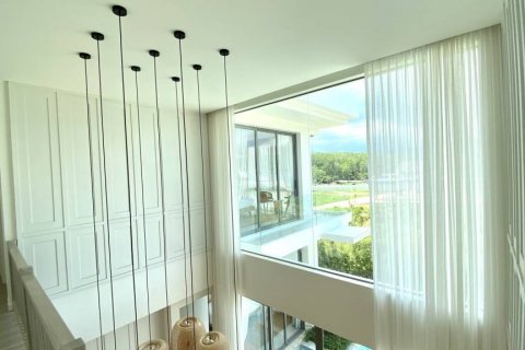 Villa in Bang Tao, Thailand 5 bedrooms № 85948 - photo 7