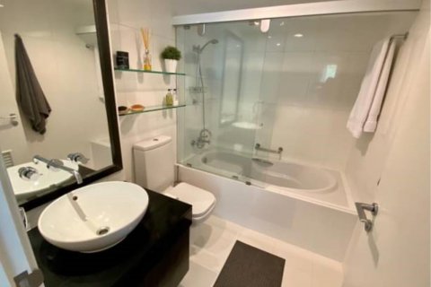 Кондоминиум с 2 спальнями в Ваттхане, Бангкок, Таиланд № 123713 - фото 7