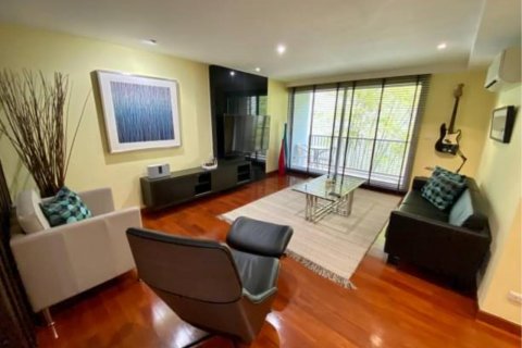 Кондоминиум с 2 спальнями в Ваттхане, Бангкок, Таиланд № 123713 - фото 1