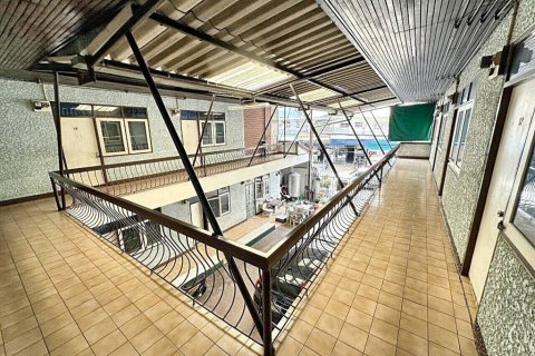 Commercial property in Pattaya, Thailand 1000 sq.m. № 86613 - photo 2