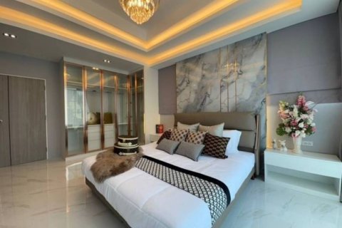 Villa in Pattaya, Thailand 5 bedrooms № 119628 - photo 9