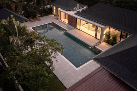 Villa on Layan Beach, Thailand 4 bedrooms № 115952 - photo 4