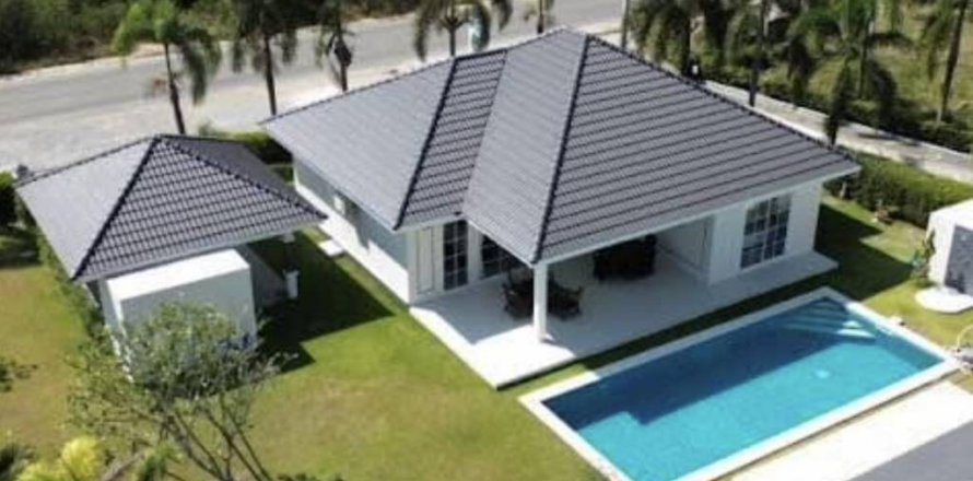 Вилла в Хуа Хине, Таиланд с 2 спальнями  № 86099