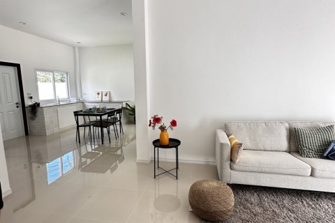 Villa in Pattaya, Thailand 3 bedrooms № 123302 - photo 11