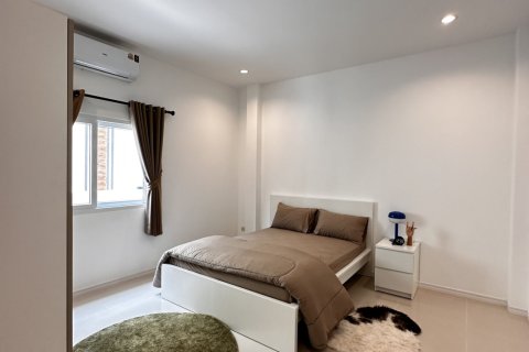 Villa in Pattaya, Thailand 3 bedrooms № 123302 - photo 12