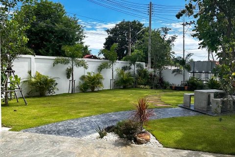 Villa in Pattaya, Thailand 3 bedrooms № 123302 - photo 5