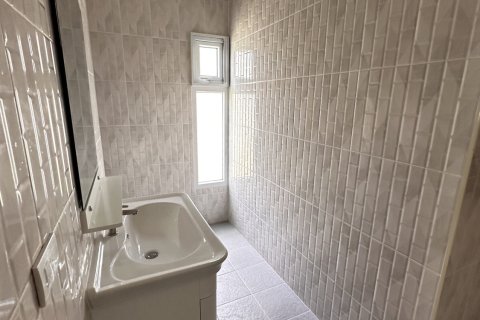 Villa in Pattaya, Thailand 3 bedrooms № 123302 - photo 15