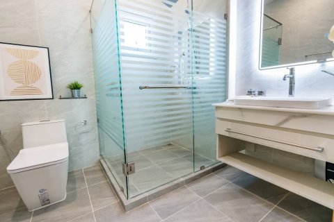 Вилла в Паттайе, Таиланд с 3 спальнями № 123304 - фото 18