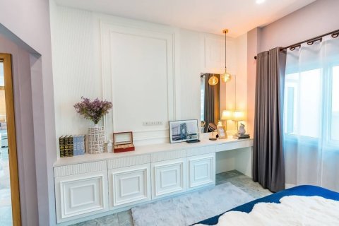 Villa in Pattaya, Thailand 3 bedrooms № 123304 - photo 8