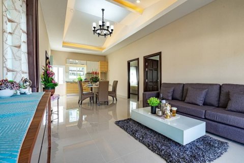 Villa in Pattaya, Thailand 3 bedrooms № 123303 - photo 4