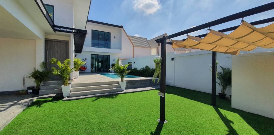 Вилла в Паттайе, Таиланд с 3 спальнями  № 123299