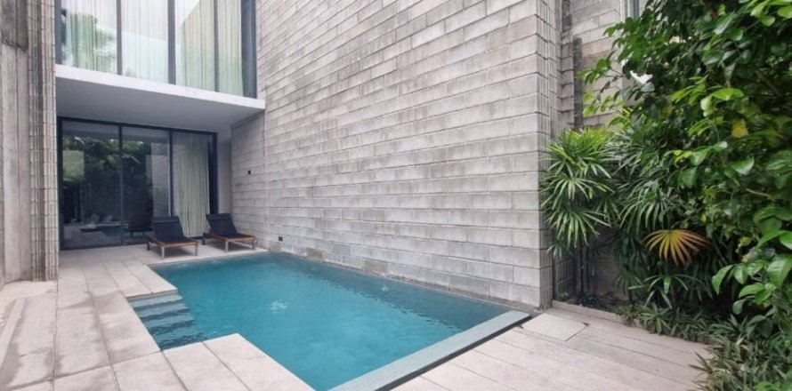 Вилла в Банг Саре, Таиланд с 2 спальнями  № 124466