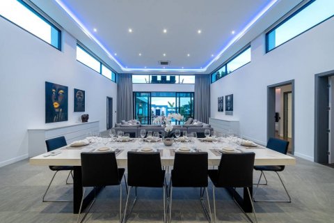 Вилла в Паттайе, Таиланд с 6 спальнями № 124461 - фото 6