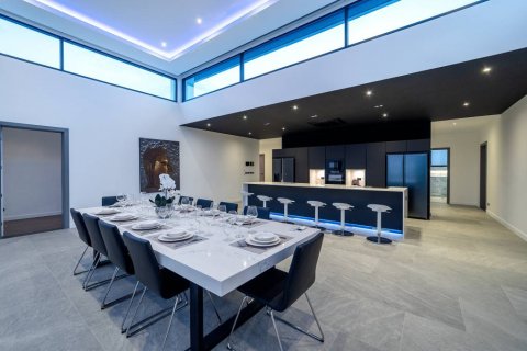 Вилла в Паттайе, Таиланд с 6 спальнями № 124461 - фото 5