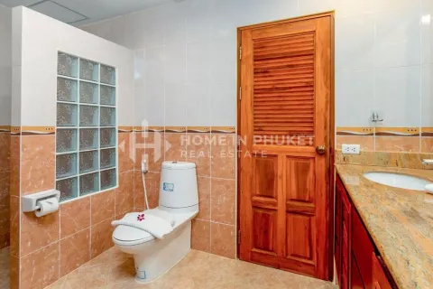 Condo in Phuket, Thailand, 1 bedroom № 131196 - photo 12
