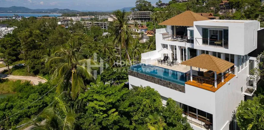 House in Phuket, Thailand 6 bedrooms № 131194