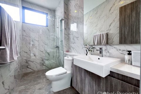 House in Pattaya, Thailand 3 bedrooms № 81832 - photo 15