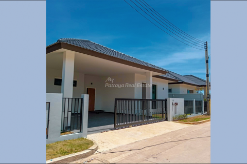 Дом в Банг Ламунге, Таиланд с 3 спальнями  № 78610 - фото 1