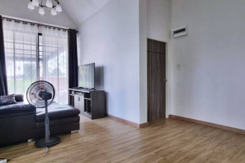 Дом в Паттайе, Таиланд с 5 спальнями  № 86087 - фото 4