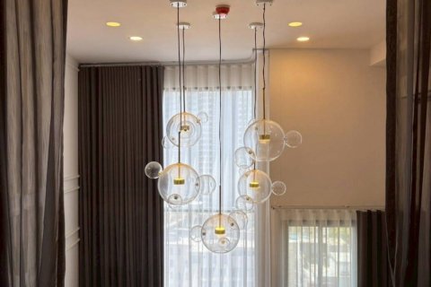 Дуплекс в Хуай Кванге, Бангкок, Таиланд с 1 спальней  № 132454 - фото 9