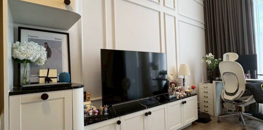 Дуплекс в Хуай Кванге, Бангкок, Таиланд с 1 спальней  № 132454