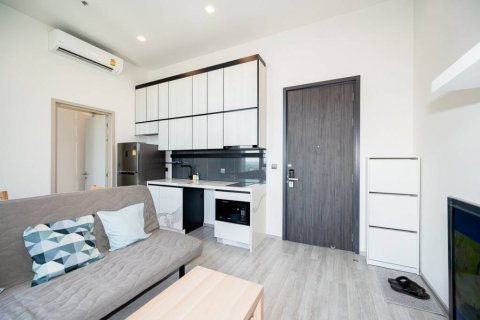 Condo in Bangkok, Thailand, 1 bedroom  № 125771 - photo 2