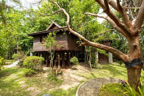 House in Chiang Mai, Thailand 4 bedrooms № 121920 - photo 8