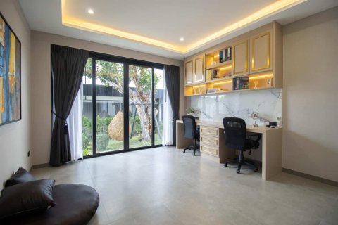 House in Chiang Mai, Thailand 4 bedrooms № 121919 - photo 9