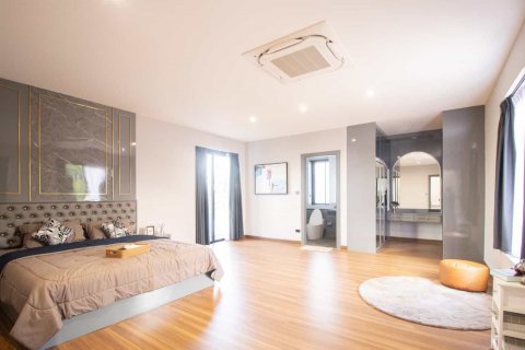 House in Chiang Mai, Thailand 4 bedrooms № 121919 - photo 20