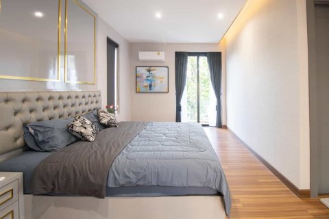 House in Chiang Mai, Thailand 4 bedrooms № 121919 - photo 14