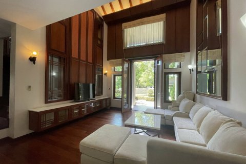 House in Chiang Mai, Thailand 4 bedrooms № 121917 - photo 22