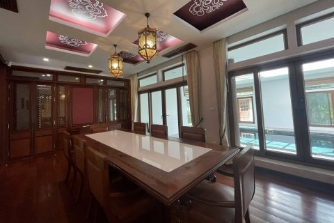 House in Chiang Mai, Thailand 4 bedrooms № 121917 - photo 2