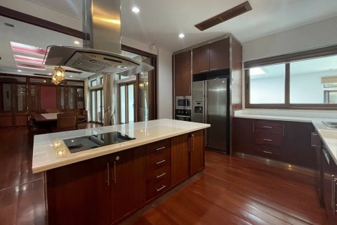 House in Chiang Mai, Thailand 4 bedrooms № 121917 - photo 6
