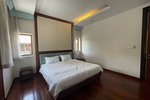 House in Chiang Mai, Thailand 4 bedrooms № 121917 - photo 11