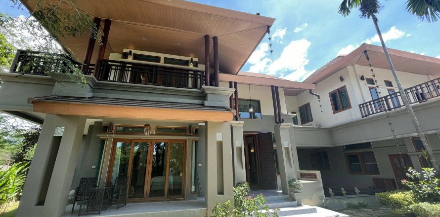 House in Chiang Mai, Thailand 4 bedrooms № 121917