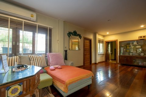 House in Chiang Mai, Thailand 3 bedrooms № 121915 - photo 12