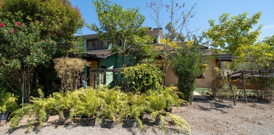 House in Chiang Mai, Thailand 3 bedrooms № 121915