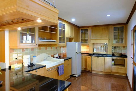 House in Chiang Mai, Thailand 4 bedrooms № 121921 - photo 11
