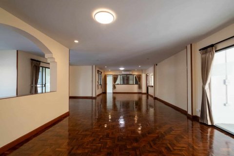 House in Chiang Mai, Thailand 4 bedrooms № 121916 - photo 4