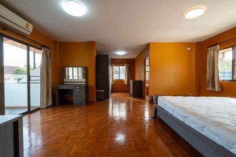 House in Chiang Mai, Thailand 4 bedrooms № 121916 - photo 14