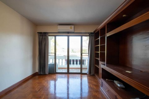 House in Chiang Mai, Thailand 4 bedrooms № 121916 - photo 11