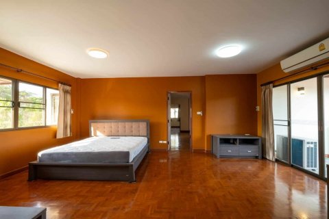 House in Chiang Mai, Thailand 4 bedrooms № 121916 - photo 13
