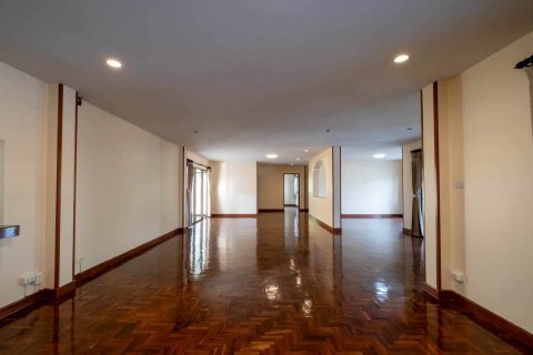 House in Chiang Mai, Thailand 4 bedrooms № 121916 - photo 6