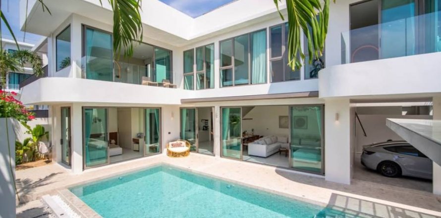 Вилла в Раваи, Таиланд с 4 спальнями  № 120254