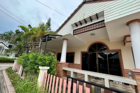 Maison à Pattaya, Thaïlande 4 chambres № 80291 - photo 3