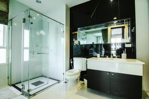 Кондоминиум с 1 спальней в Бангкоке, Таиланд № 144215 - фото 10