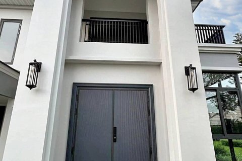 Дом в Бангкоке, Таиланд с 4 спальнями  № 105026 - фото 6