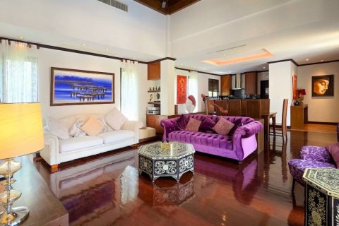 Villa in Bang Tao, Thailand 4 bedrooms № 104404 - photo 5